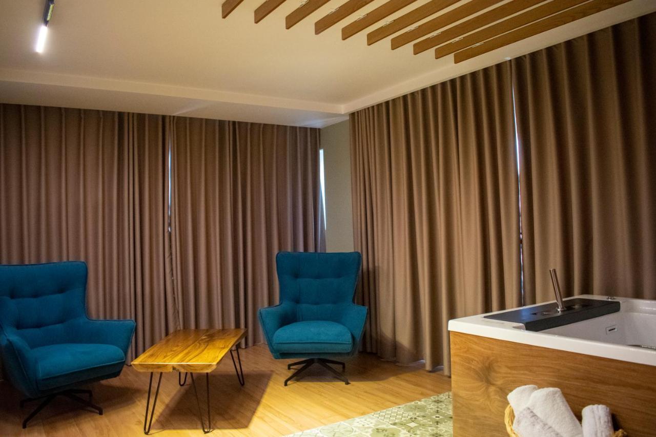 Bocca Hotel Korce Buitenkant foto