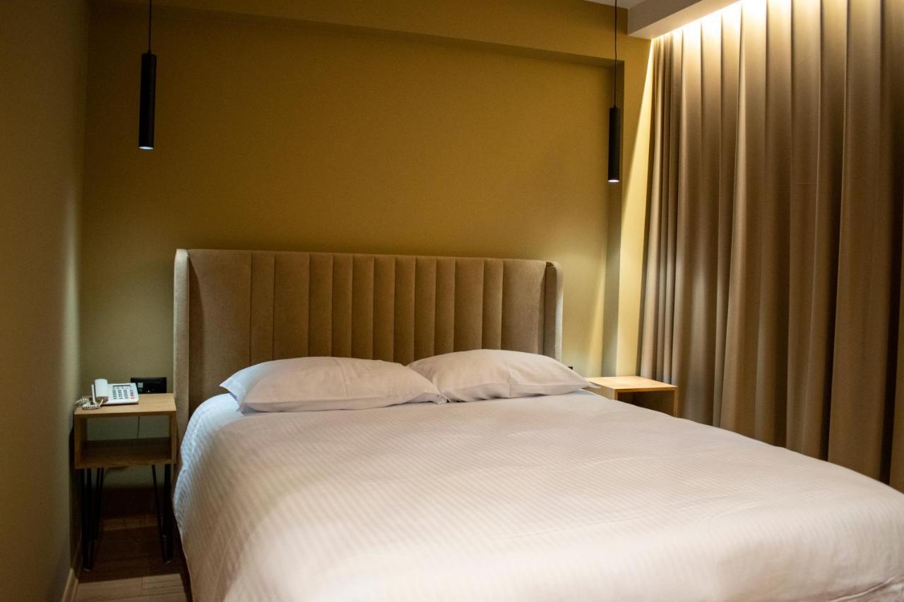 Bocca Hotel Korce Buitenkant foto