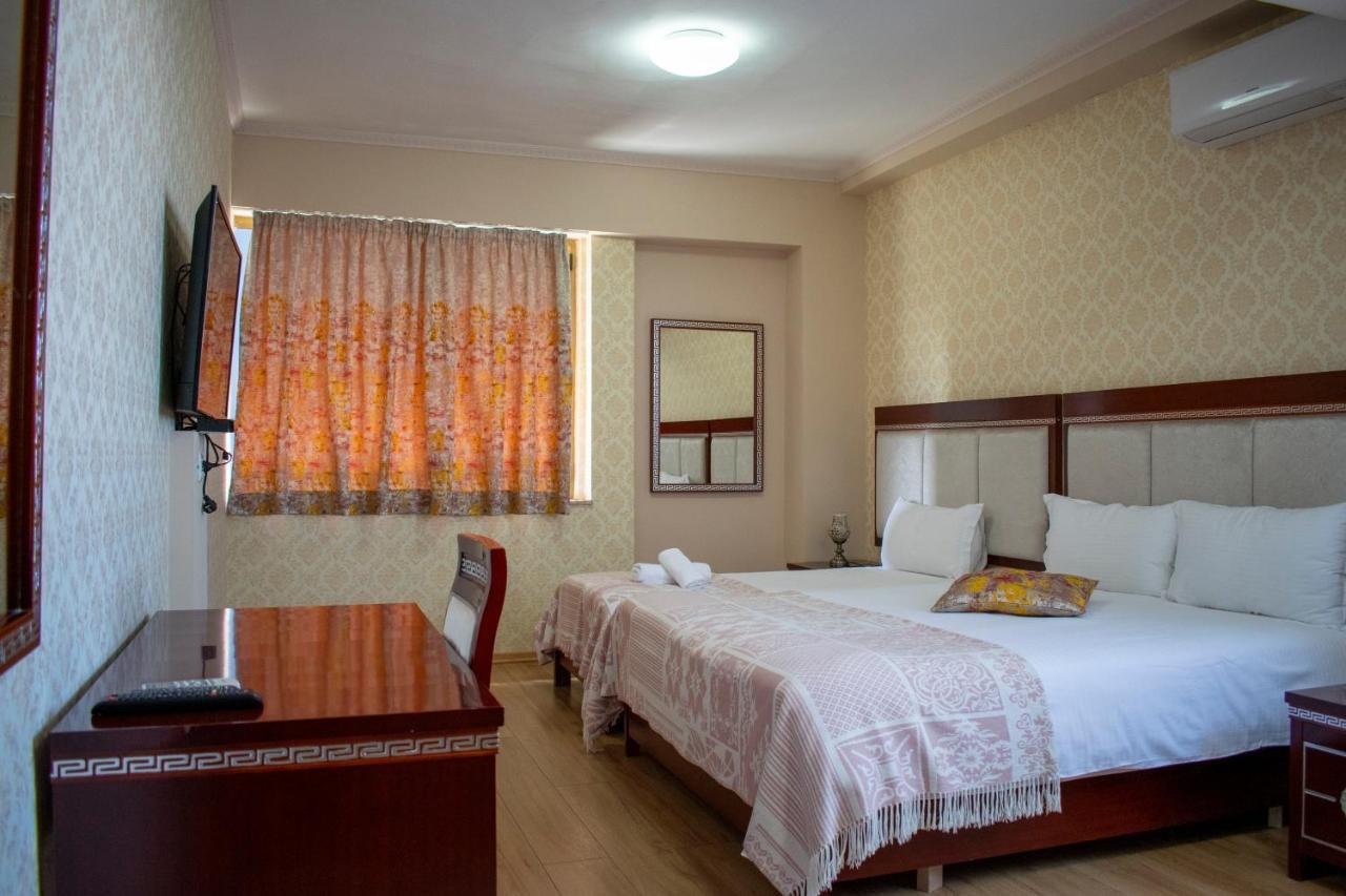 Bocca Hotel Korce Buitenkant foto