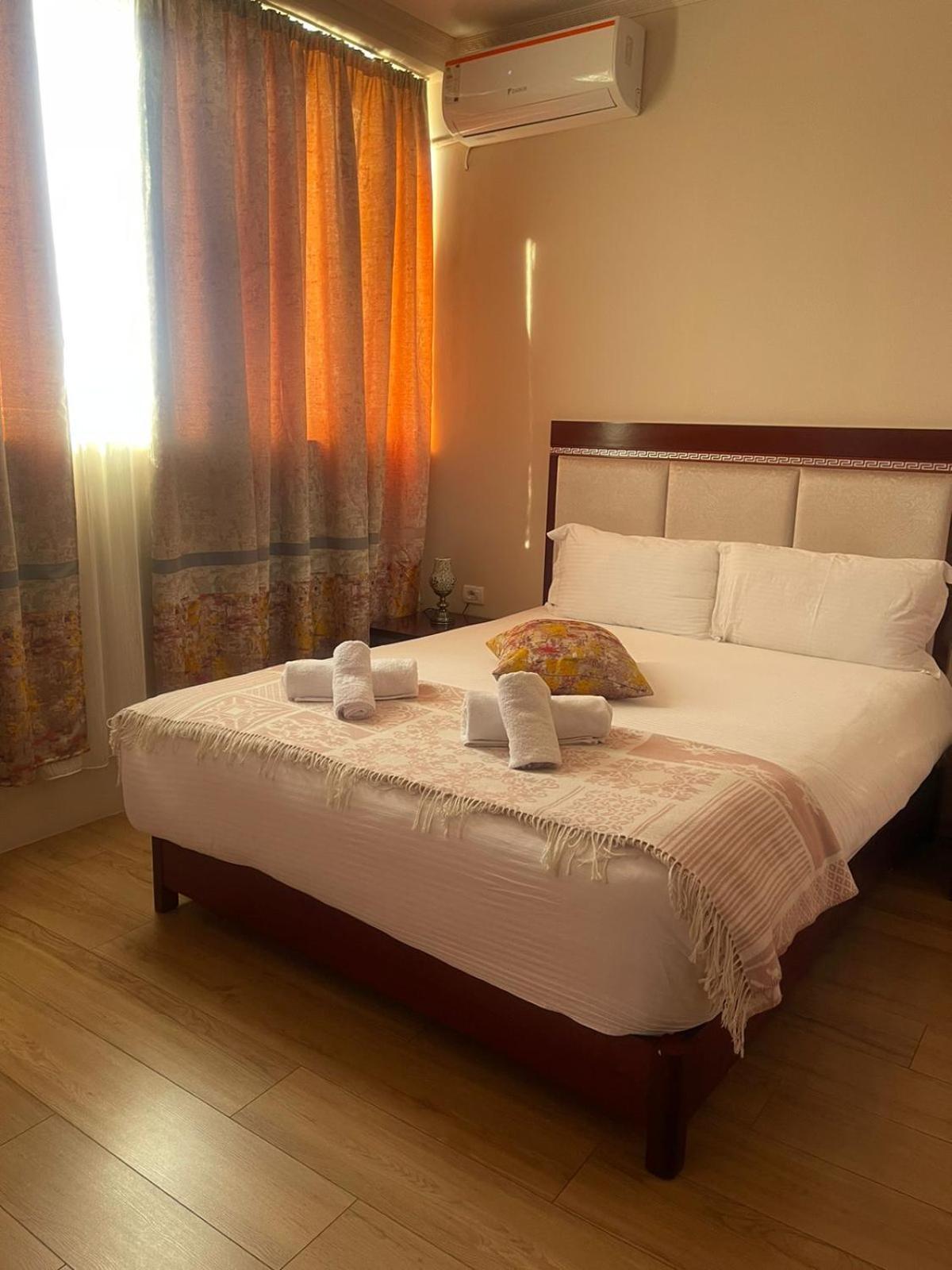 Bocca Hotel Korce Buitenkant foto